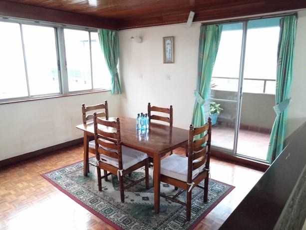 Imagen de la habitación del Hotel Chester And Suites. Foto 6