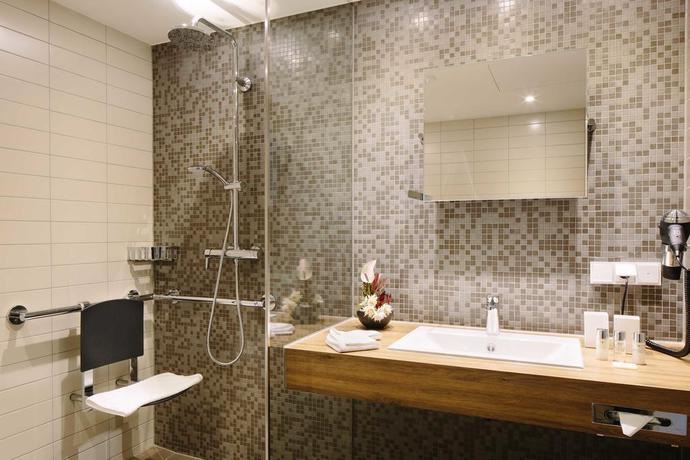 Imagen de la habitación del Hotel Chester Heidelberg. Foto 10