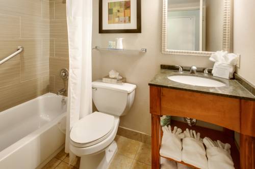 Imagen de la habitación del Hotel Chester and Conference Center. Foto 4