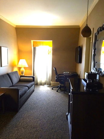 Imagen de los exteriores del Hotel Chestnut Hill. Foto 11