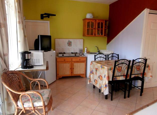 Imagen de los interiores del Hotel Chetty Tourist Residence. Foto 10