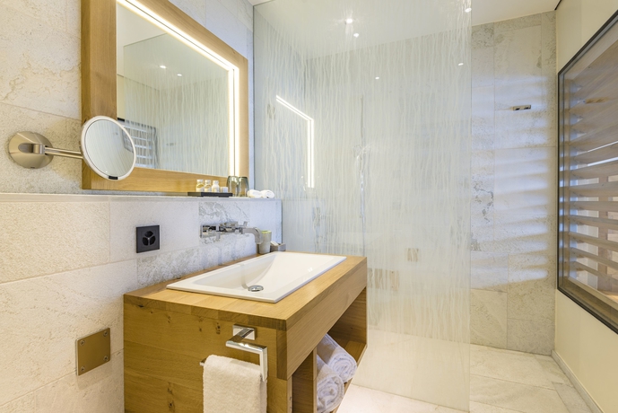 Imagen de la habitación del Hotel Chetzeron. Foto 16