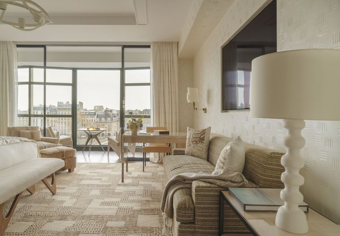 Imagen de la habitación del Hotel Cheval Blanc Paris. Foto 3