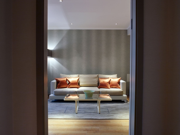 Imagen de los interiores del Hotel Cheval Three Quays. Foto 11