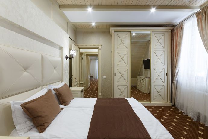 Imagen de la habitación del Hotel Chevalier Hotel and Spa. Foto 11