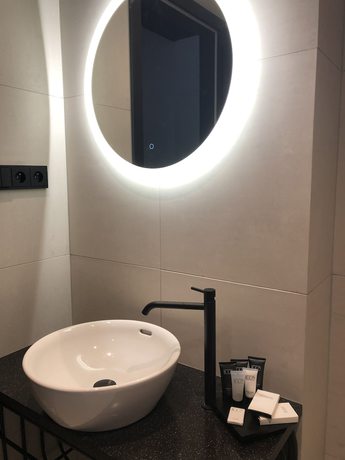 Imagen de la habitación del Hotel Chevron Design Prague. Foto 15