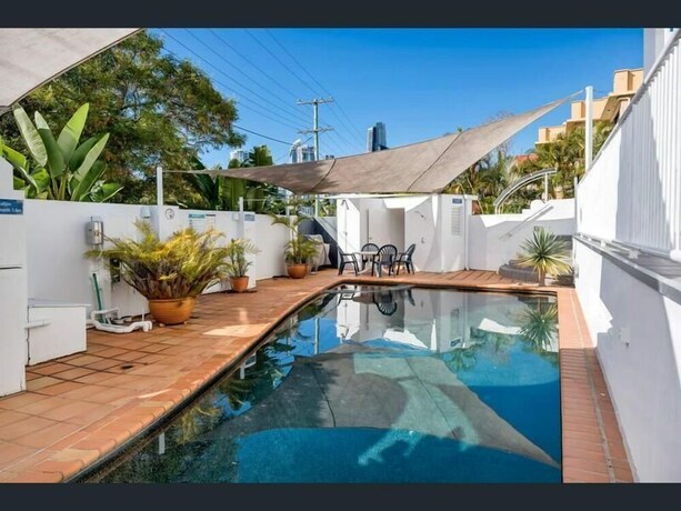 Imagen de la piscina del Hotel Chevron Sails. Foto 30