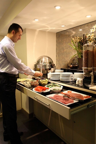 Imagen del bar/restaurante del Hotel Cheya Beşiktaş. Foto 6