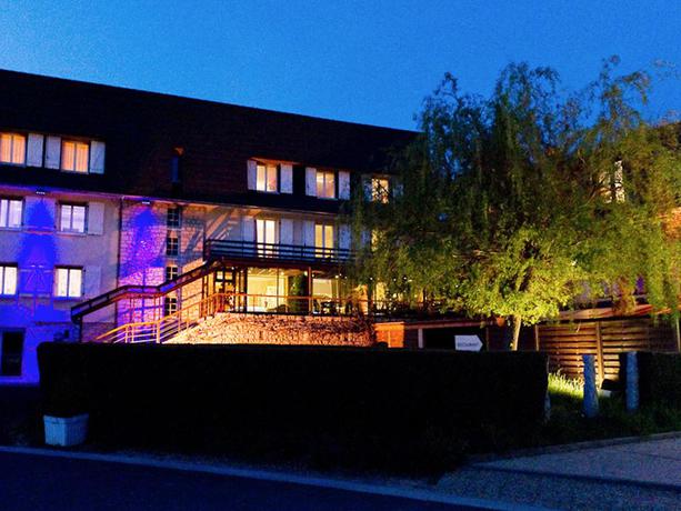 Imagen de los exteriores del Hotel Chez Camillou. Foto 6