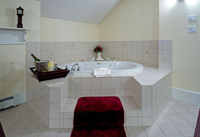 Imagen del bar/restaurante del Hotel Chez Dube Country Inn. Foto 4