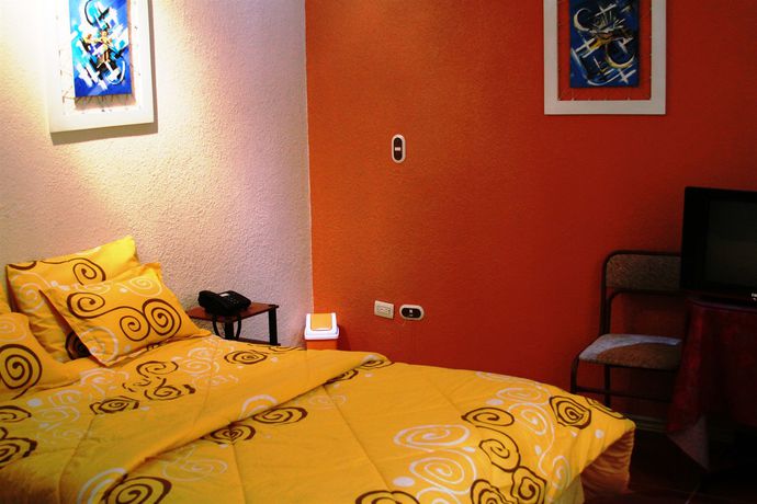Imagen de la habitación del Hotel Chez Elena Guesthouse. Foto 4
