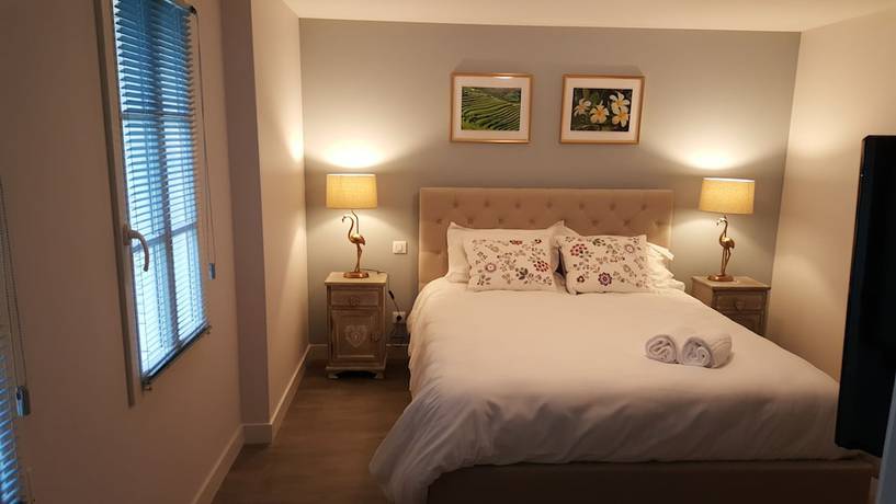 Imagen de la habitación del Hotel Chez Jacqueline. Foto 6