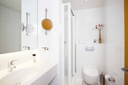 Imagen de la habitación del Hotel Chez Jan. Foto 8