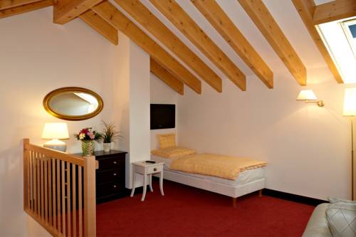 Imagen de la habitación del Hotel Chez Jean. Foto 4