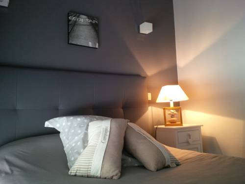 Imagen de la habitación del Hotel Chez L'ahumat. Foto 9