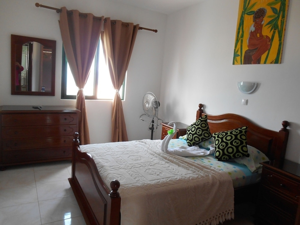 Imagen de la habitación del Hotel Chez Loutcha Residencial. Foto 4