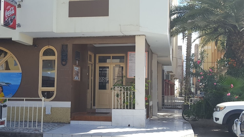Imagen de los interiores del Hotel Chez Loutcha Residencial. Foto 16