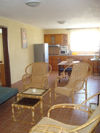 Imagen de la habitación del Hotel Chez Pepe. Foto 11