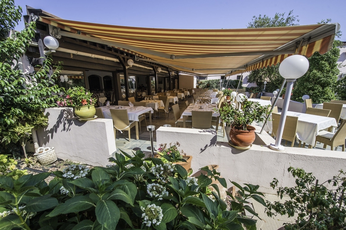 Imagen del bar/restaurante del Hotel Chez Walter. Foto 6