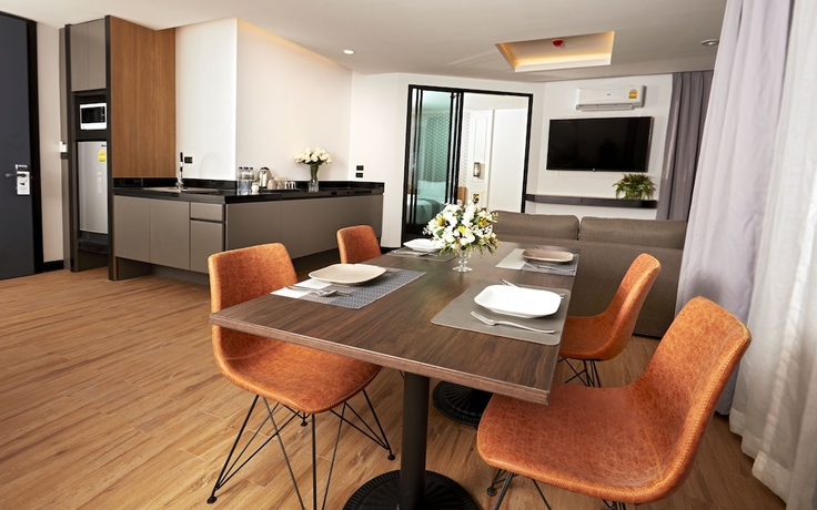 Imagen de la habitación del Hotel Chezzotel Pattaya. Foto 12