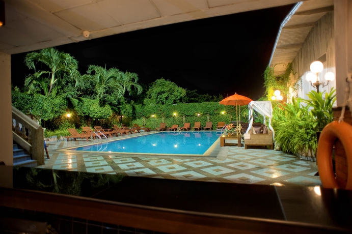 Imagen de la piscina del Hotel Chiang Mai Gate. Foto 16