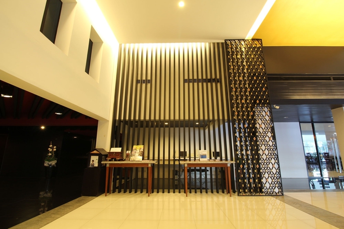 Imagen de los interiores del Hotel Chiang Mai Hill. Foto 11