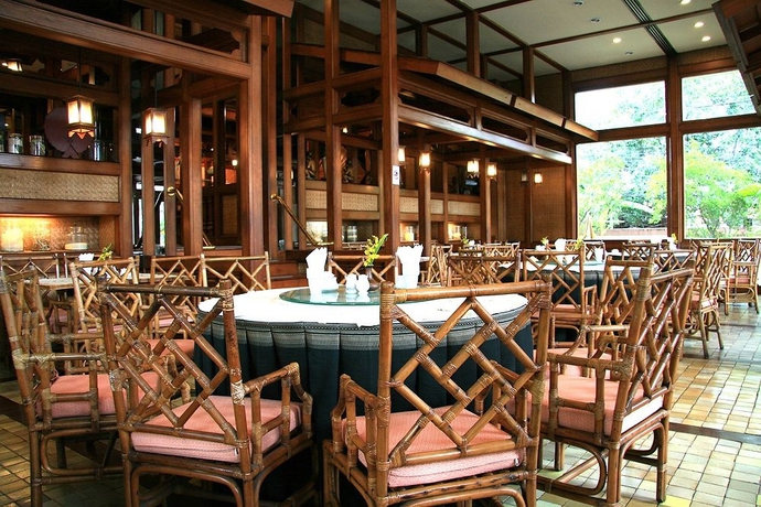 Imagen del bar/restaurante del Hotel Chiang Mai Orchid. Foto 1