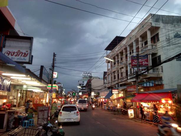 Imagen del bar/restaurante del Hotel Chiang Mai P Place - Adults Only. Foto 6