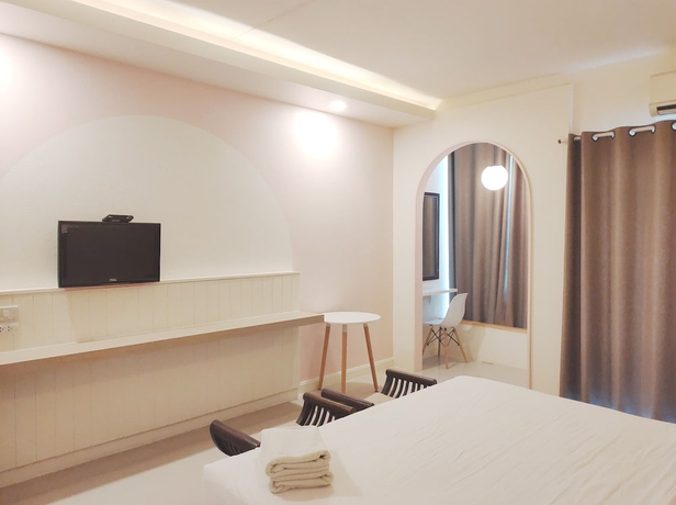 Imagen de la habitación del Hotel Chiang Mai Residence. Foto 2