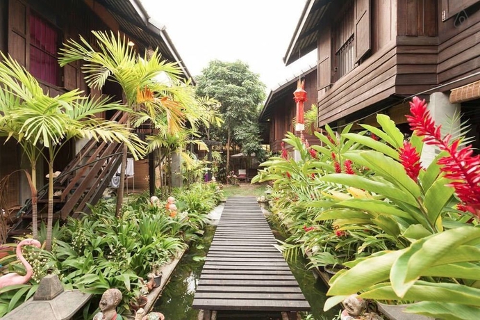 Imagen de los exteriores del Hotel Chiang Mai Summer Resort. Foto 10