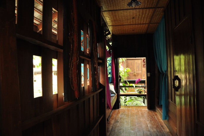 Imagen de los interiores del Hotel Chiang Mai Summer Resort. Foto 12