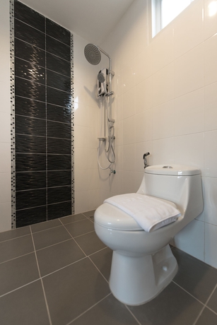 Imagen de la habitación del Hotel Chiang Mai Waroros Boutique. Foto 6