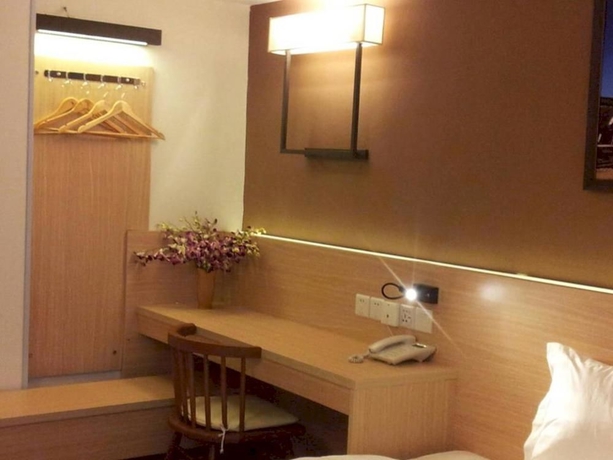 Imagen de la habitación del Hotel Chiang Roi 7 Days Inn. Foto 5