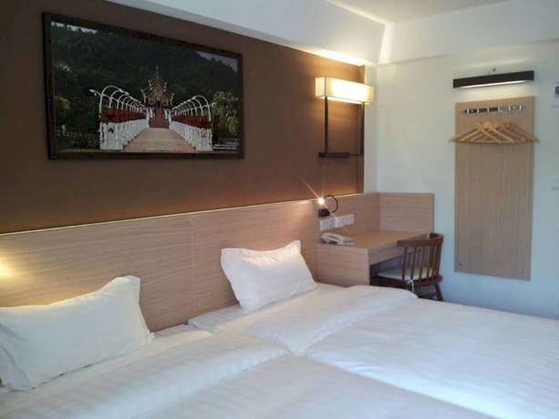 Imagen de la habitación del Hotel Chiang Roi 7 Days Inn. Foto 10