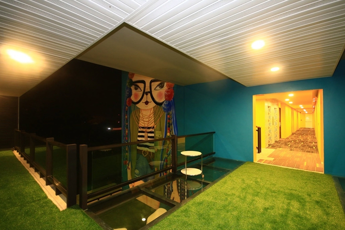 Imagen de los interiores del Hotel Chiangkhong Teak Garden. Foto 11