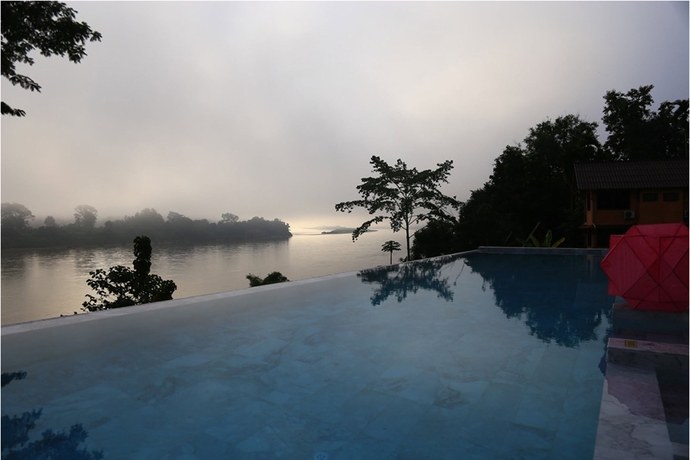 Imagen de la piscina del Hotel Chiangkhong Teak Garden. Foto 13
