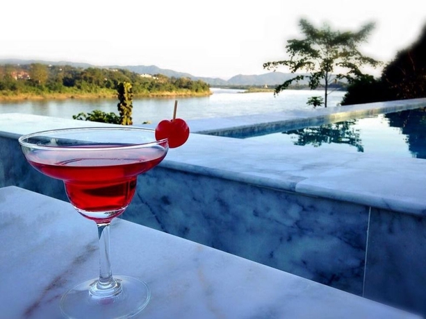 Imagen de la piscina del Hotel Chiangkhong Teak Garden. Foto 15