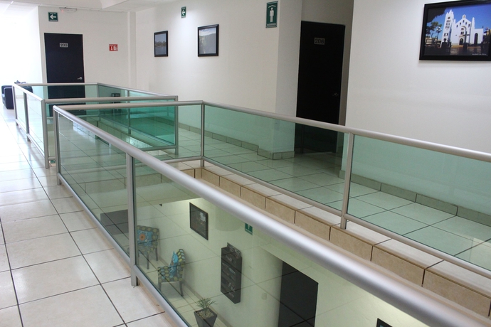 Imagen de los interiores del Hotel Chiapas Express. Foto 19