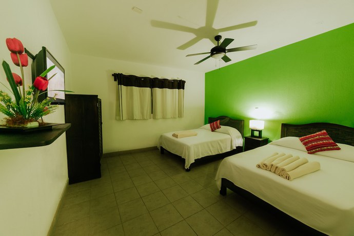 Imagen de la habitación del Hotel Chiapas Express San Fernando. Foto 10