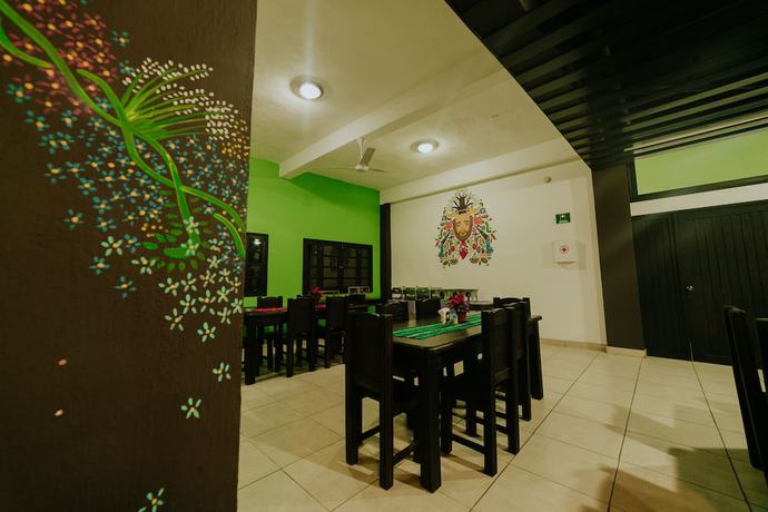 Imagen del bar/restaurante del Hotel Chiapas Express San Fernando. Foto 5