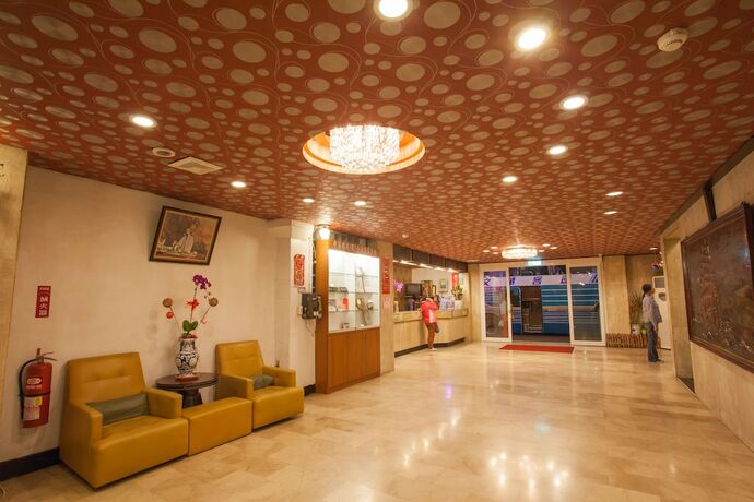 Imagen general del Hotel Chiayi Crown. Foto 8