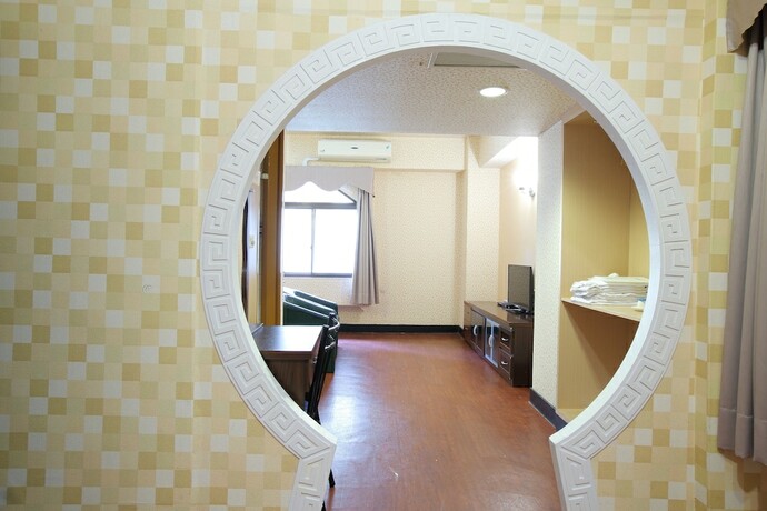 Imagen de la habitación del Hotel Chiayi Crown. Foto 23