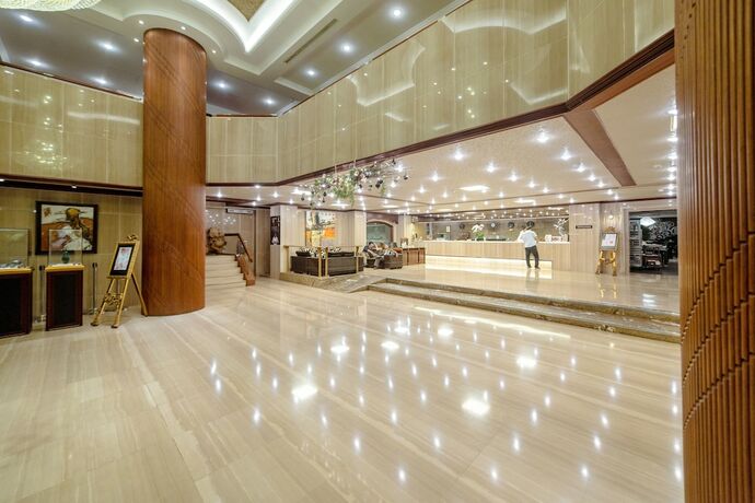 Imagen de los interiores del Hotel Chiayi King. Foto 36