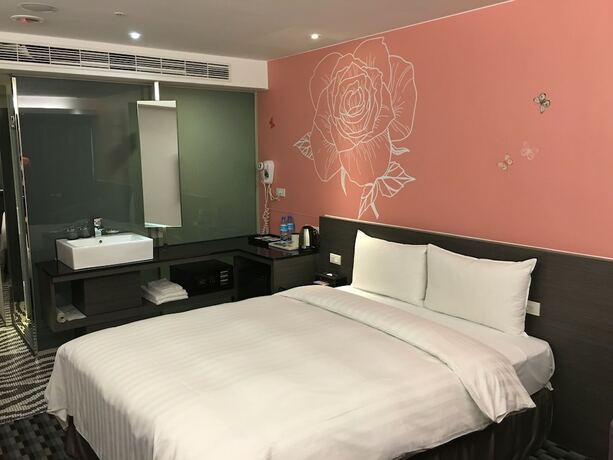 Imagen de la habitación del Hotel Chiayi Look. Foto 19