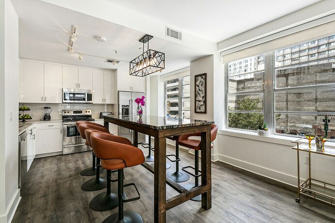 Imagen general del Hotel Chic 4br Condo In California Building. Foto 4