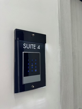 Imagen de los interiores del Hotel Chic Centre Suites Athens. Foto 3