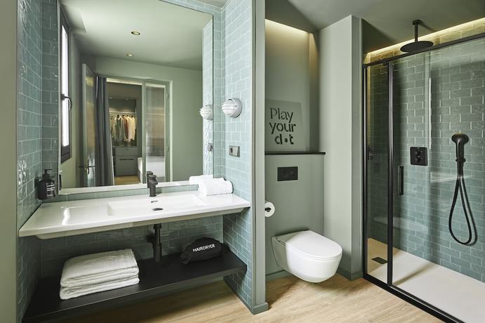 Imagen de la habitación del Hotel Chic and Basic Dot. Foto 11