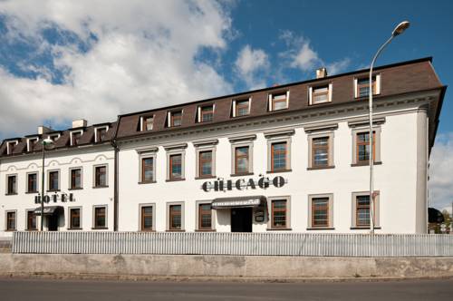 Imagen de la habitación del Hotel Chicago, CHOMUTOV. Foto 2