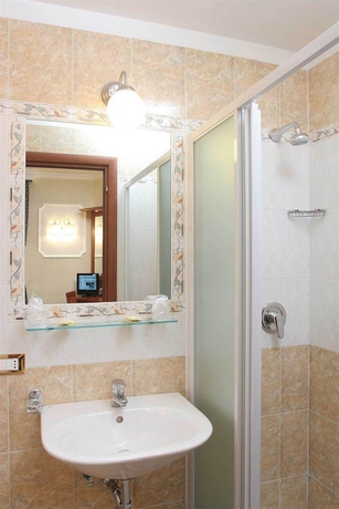 Imagen general del Hotel Chicago. Foto 5