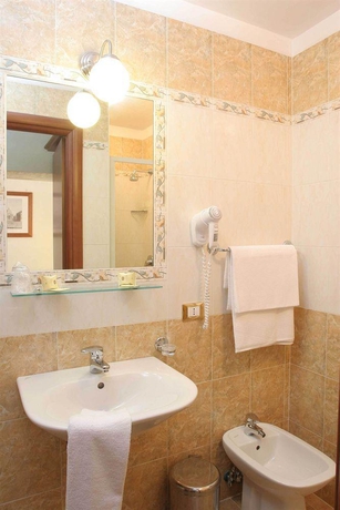 Imagen general del Hotel Chicago. Foto 6